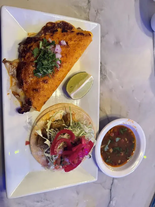 Papi Gordo's Picture 9