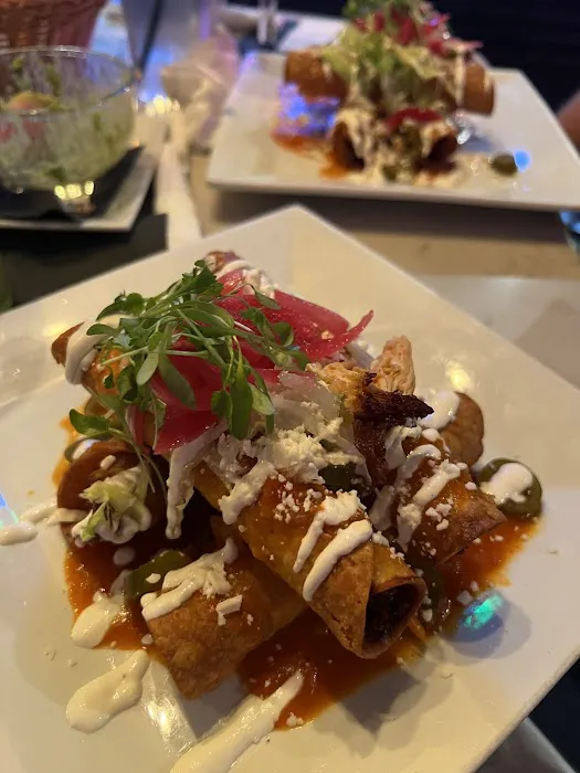 Papi Gordo's Picture 10