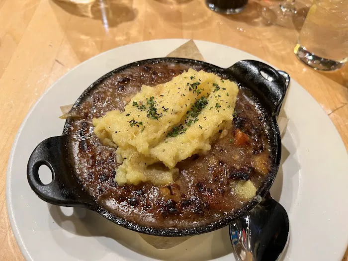 Beckett's Table Picture 3