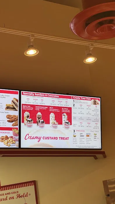 Freddy's Frozen Custard & Steakburgers Picture 4