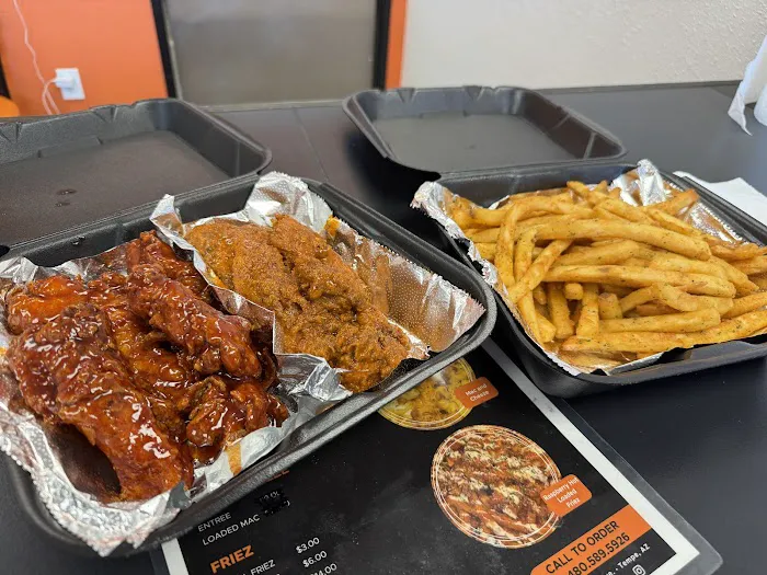 Mac Daddy Wingz and Cheeze Picture 10