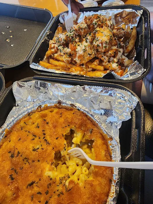 Mac Daddy Wingz and Cheeze Picture 6