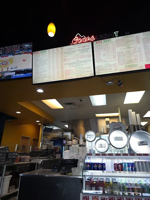 Zesty Zzeeks Pizza & Wings Picture 1