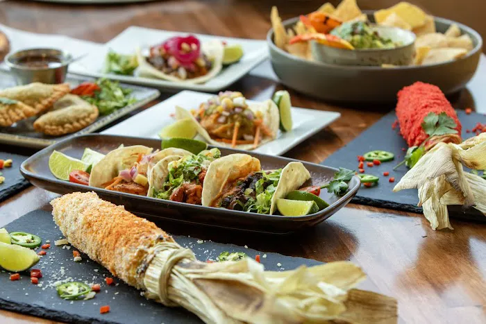 Tempe Eats Food Hall & Bar Picture 3