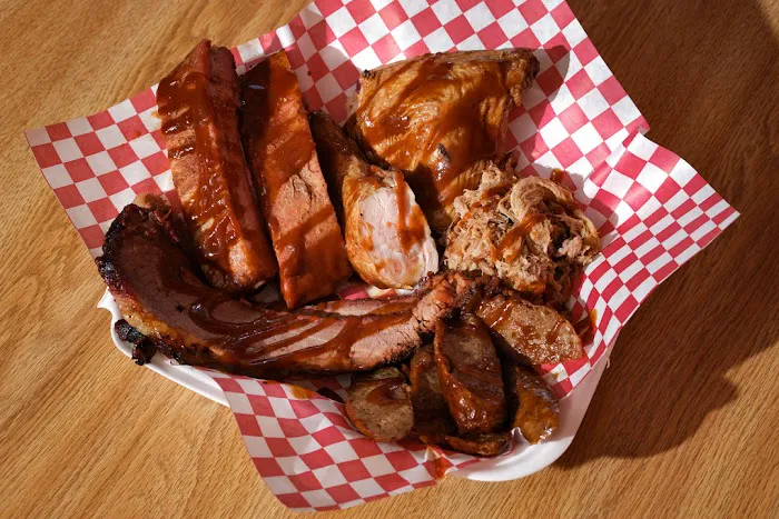 Tom's BBQ - Tempe Picture 6