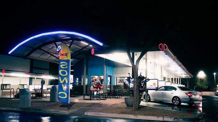 Sonic Drive-In Picture 1