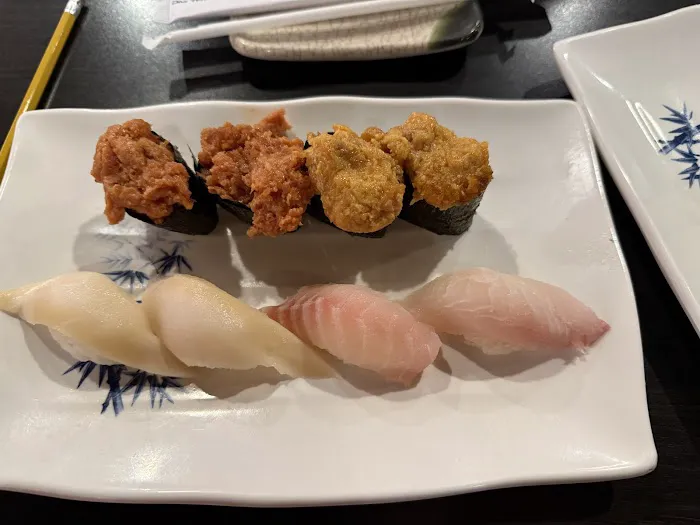 Sakura Sushi Picture 1