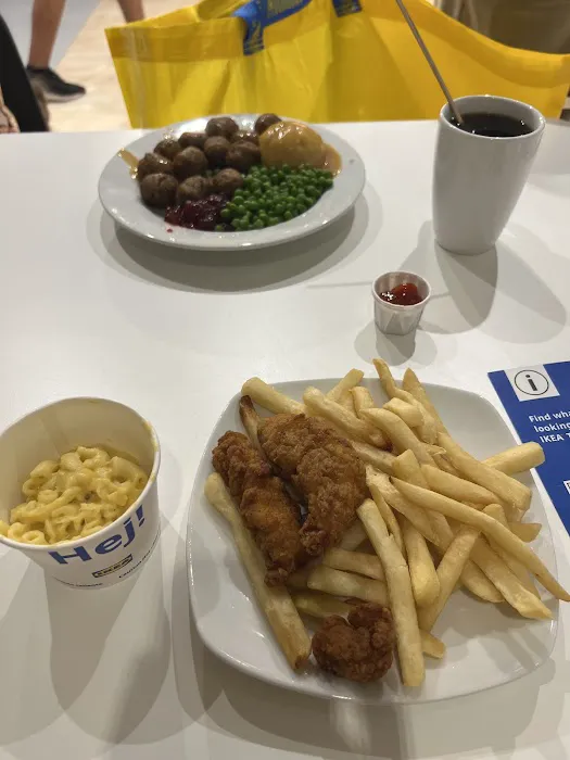 IKEA Restaurant Picture 6