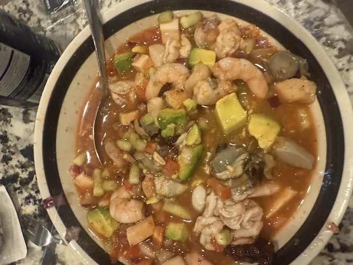 Mariscos Vuelve A La Vida Restaurant Picture 2