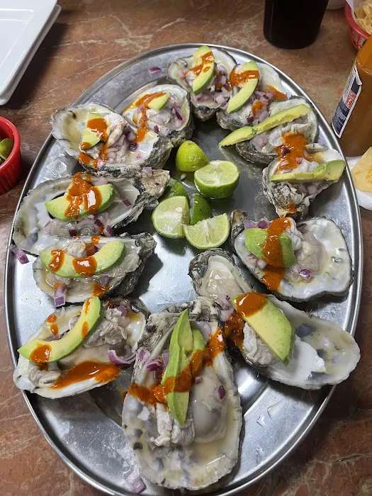 Mariscos Vuelve A La Vida Restaurant Picture 4