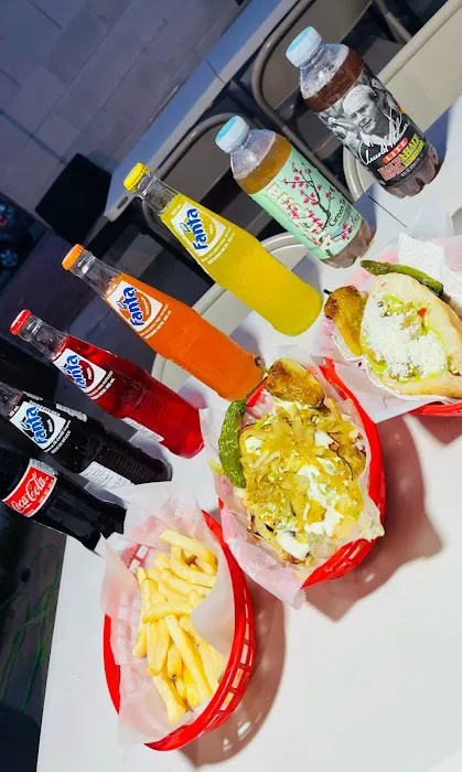 HOT DOGS DON TOMAS Picture 9