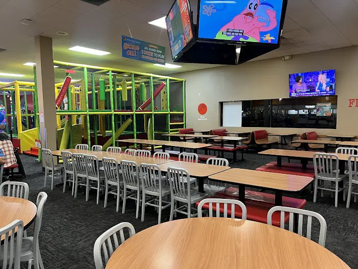 Peter Piper Pizza Picture 3