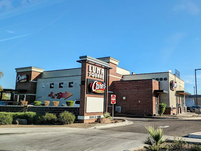 Raising Cane's Chicken Fingers Picture 10