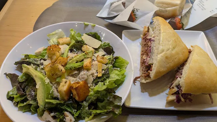 Café Zupas Picture 7