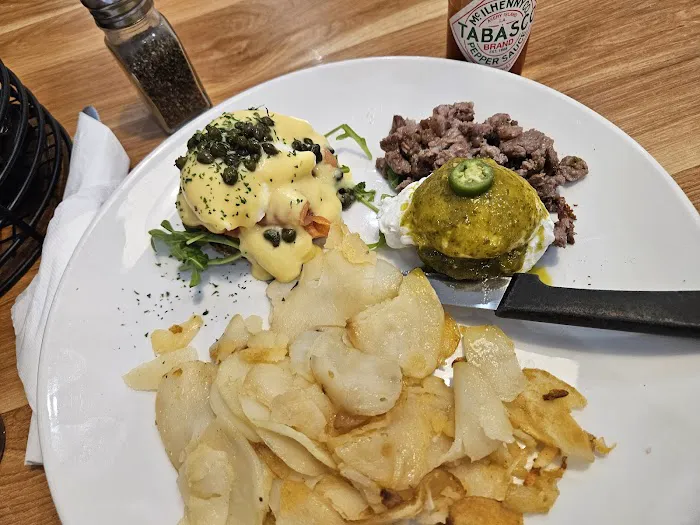 Broken Yolk Cafe Picture 4