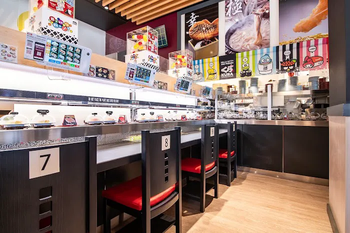 Kura Revolving Sushi Bar Picture 8
