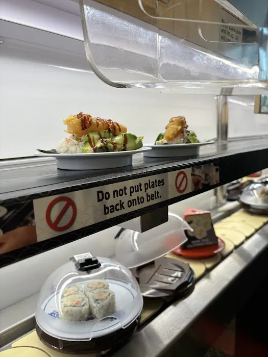 Kura Revolving Sushi Bar Picture 6