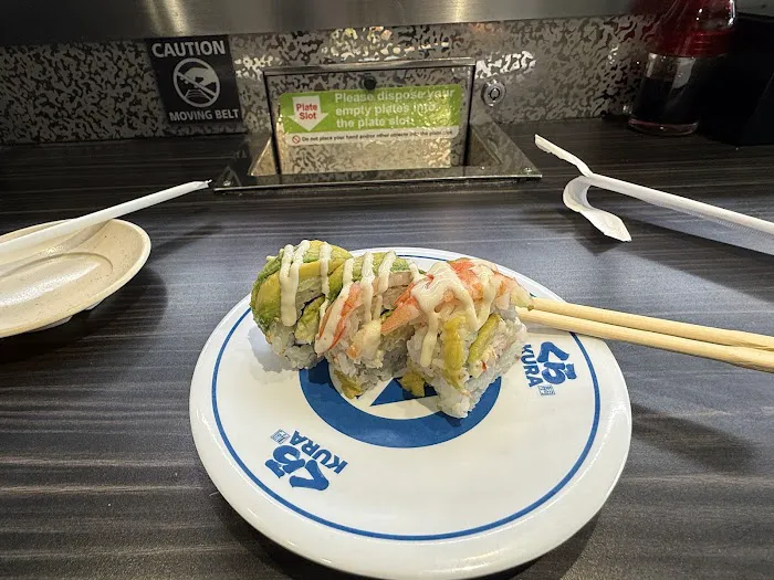 Kura Revolving Sushi Bar Picture 7