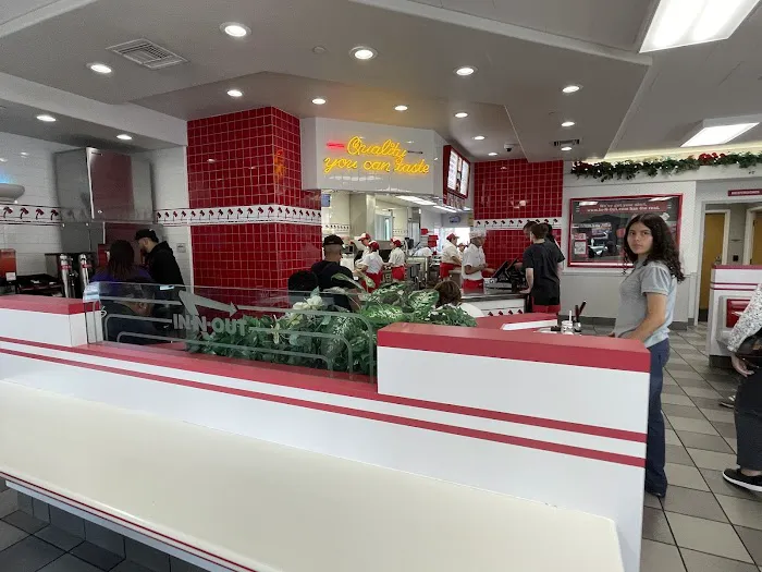 In-N-Out Burger Picture 8