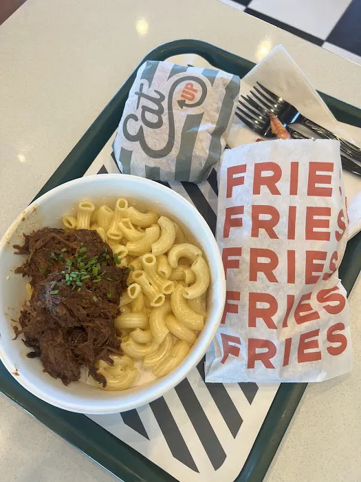 Eat Up Drive In Picture 4