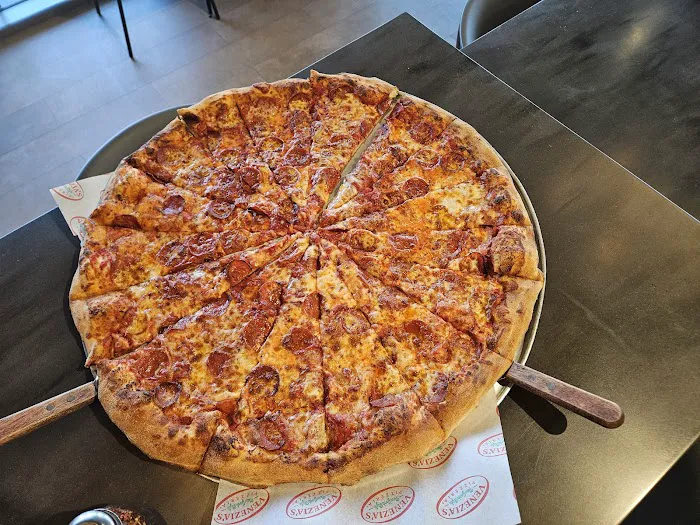 Venezia's New York Style Pizza Presto Picture 9