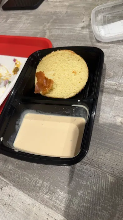 King and Cardinal Picture 7