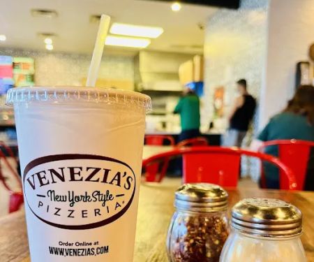 Venezia's Pizza