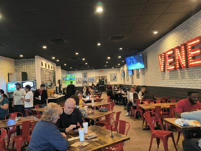 Venezia's Pizza Picture 8