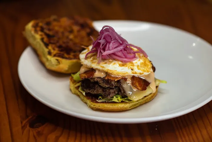 Paradise Valley Burger Picture 3