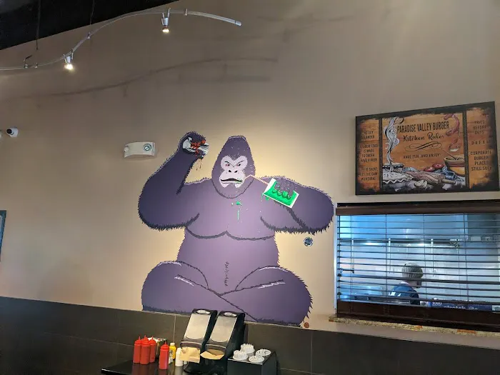 Paradise Valley Burger Picture 4