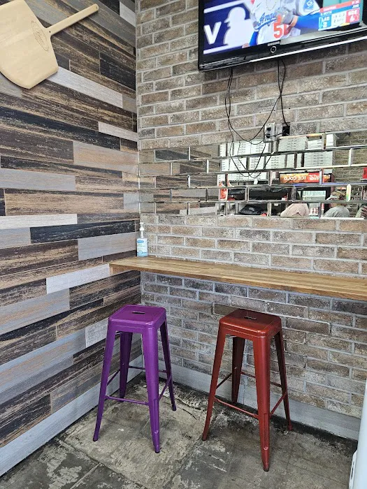 Clockwork Pizza Picture 5