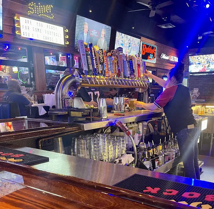 Bubba's 33 Picture 10