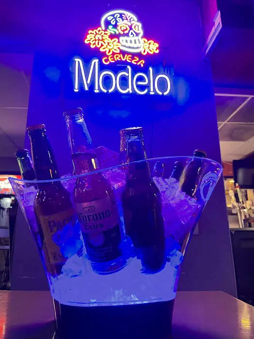 Long Wongs AZ Famous Wings Picture 3