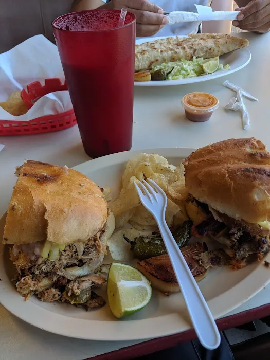 Tortas El Tri Picture 2