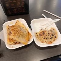 UNOS TACOS Y BIRRIA ico