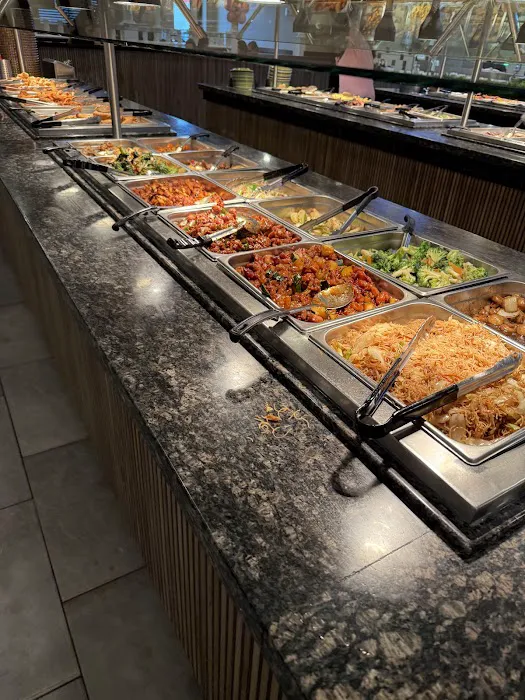 Lin's Grand Buffet Picture 9