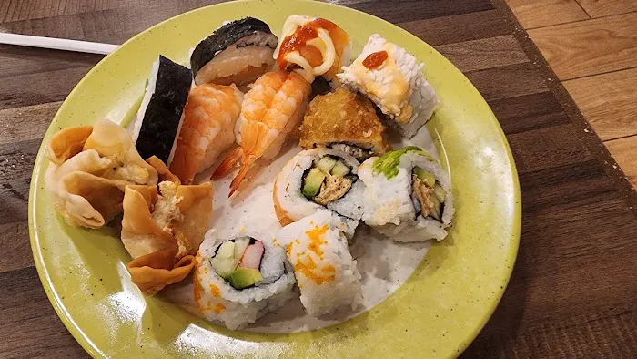 Lin's Grand Buffet Picture 4