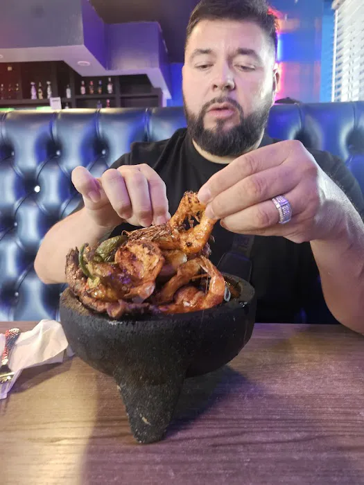 Mariscos Mi Lindo Guaymas 67th ave Picture 4