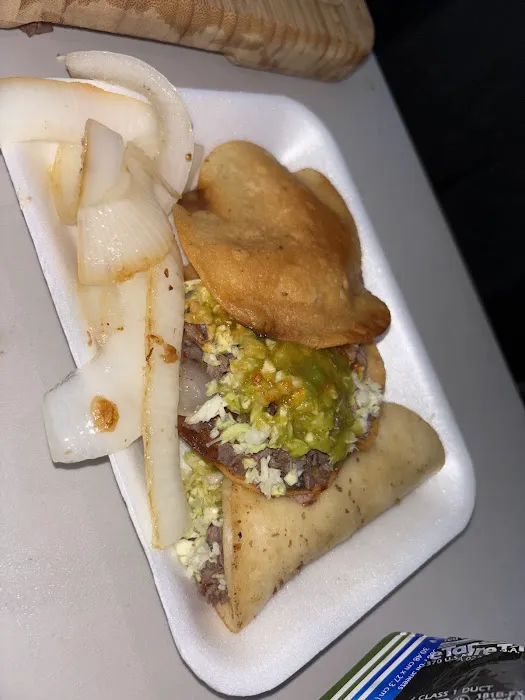 Tacos Cebocitos Los Olivas Picture 2