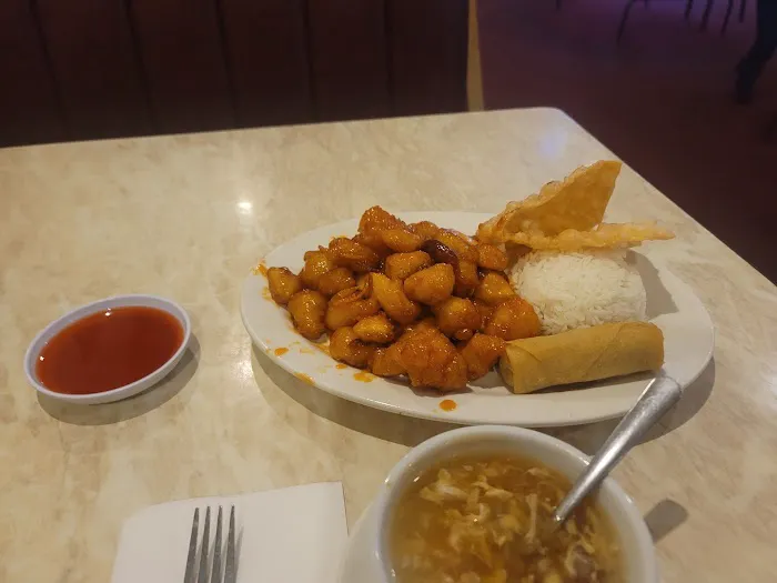 Canton Dragon Picture 6