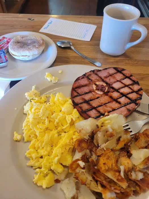 Genie G's Family Restaurant Picture 10