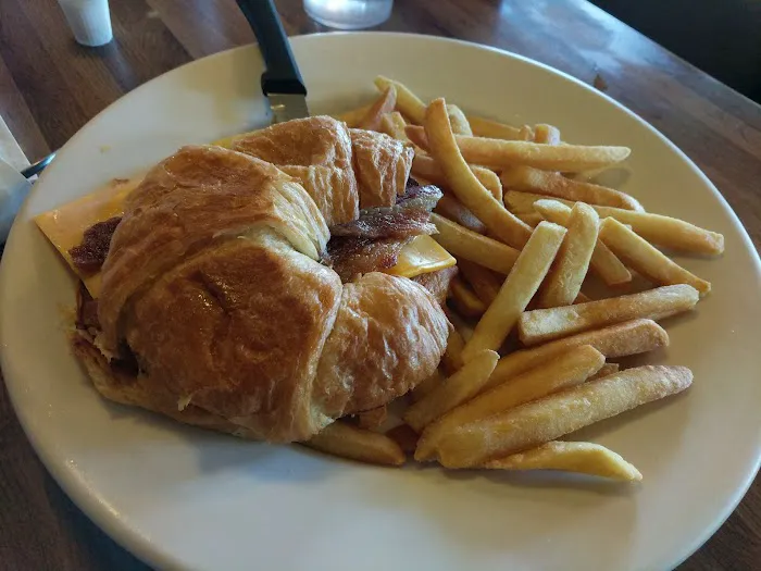 Genie G's Family Restaurant Picture 4