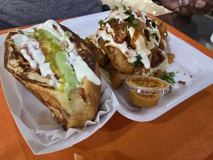 La Pasadita Hot Dogs Picture 1