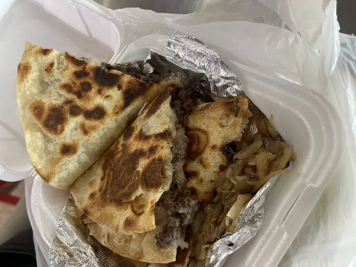 La Pasadita Hot Dogs Picture 2