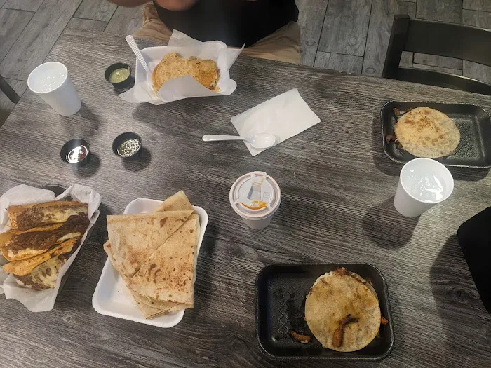 Los Takuchos Taqueria #1 Picture 8