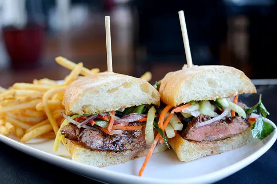 Phoenix City Grille Picture 8