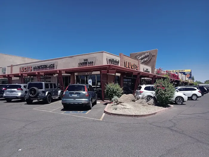 Luci's Marketplace Picture 6