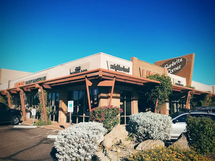 Luci's Marketplace Picture 3