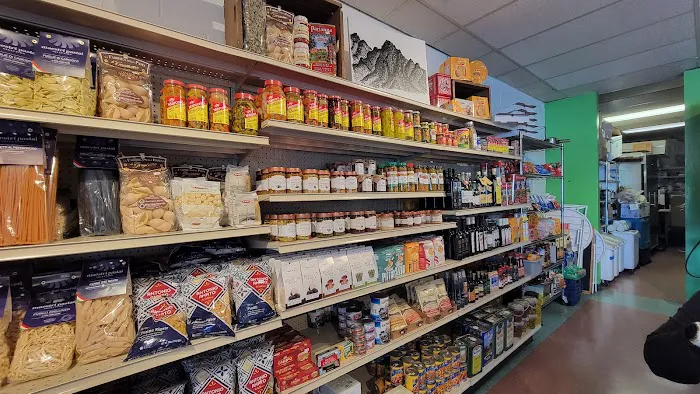 Niccoli's Italian Grocery-Deli Picture 8