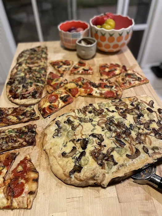 Niccoli's Italian Grocery-Deli Picture 1